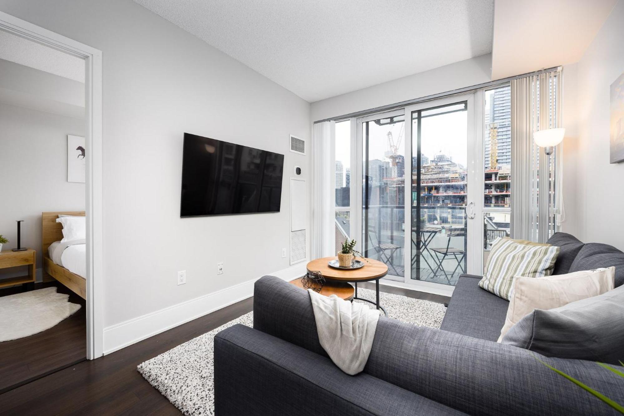 Dwtn Condo Near Cn Tower! W/ Free Parking Toronto Esterno foto